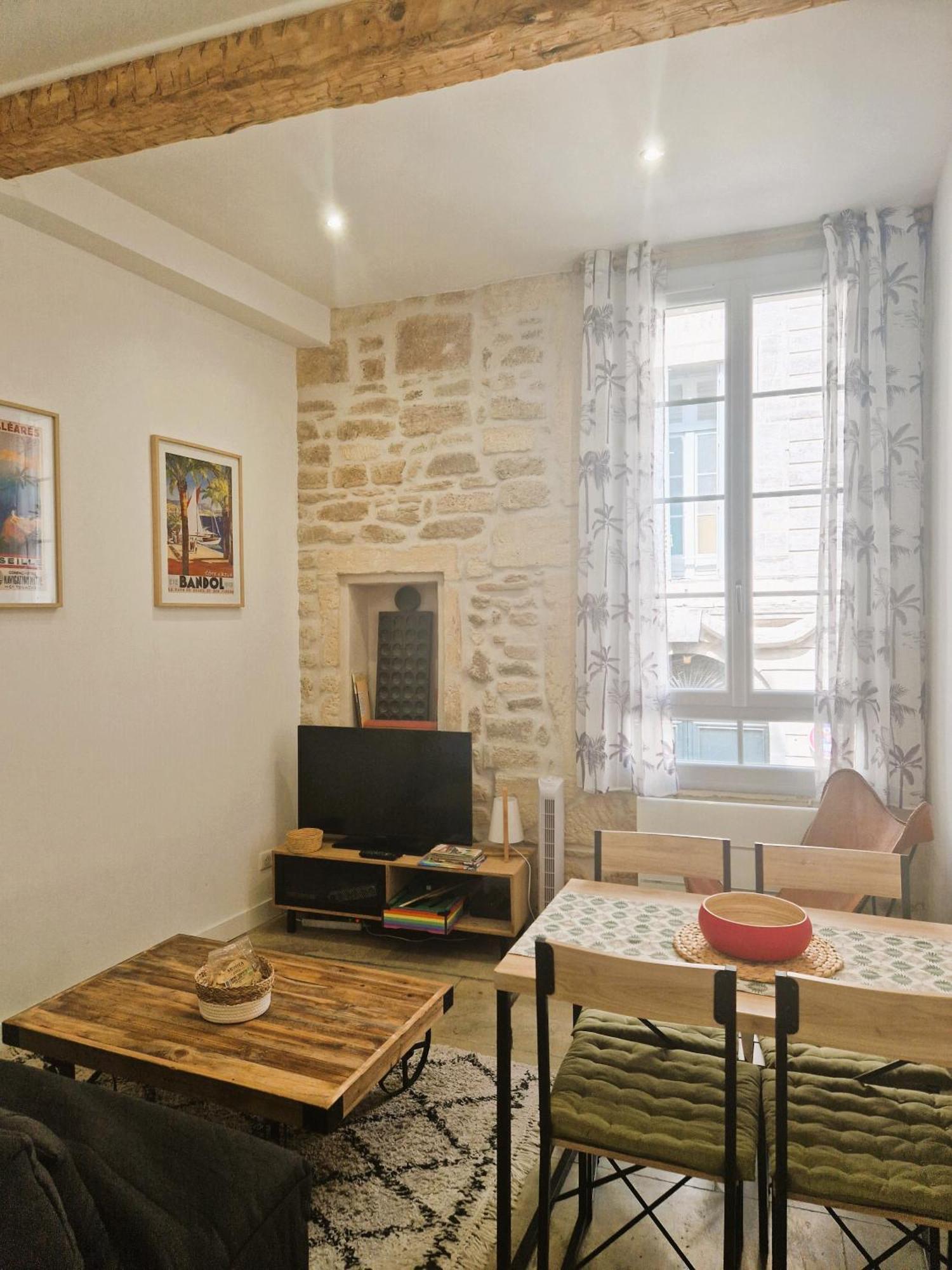 Appartement Cosy Dans Le Centre Historique Montpellier Kültér fotó