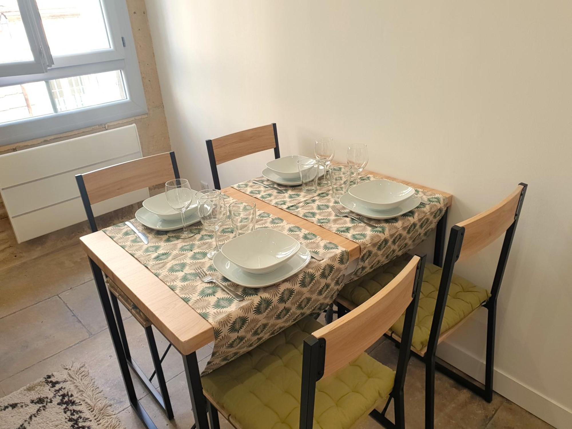 Appartement Cosy Dans Le Centre Historique Montpellier Kültér fotó